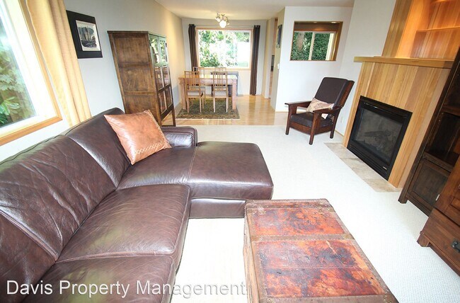 Foto del edificio - 1 br, 1 bath House - 10203 47th AVE SW, #B8