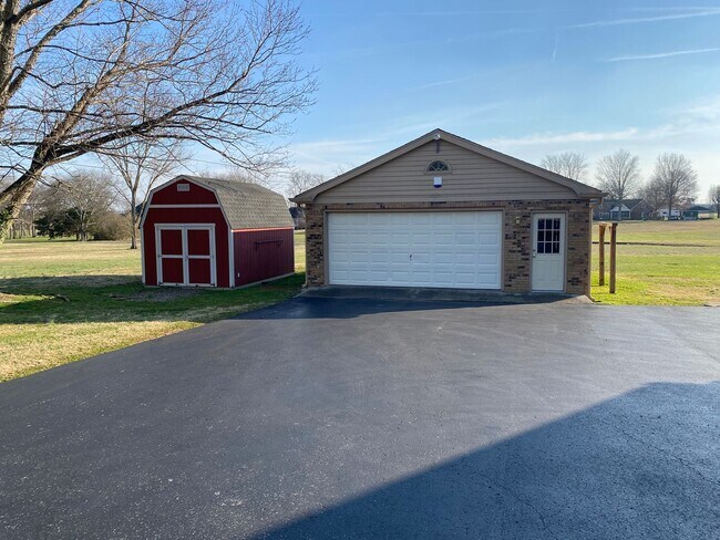 Building Photo - 2720 Leeville Pike