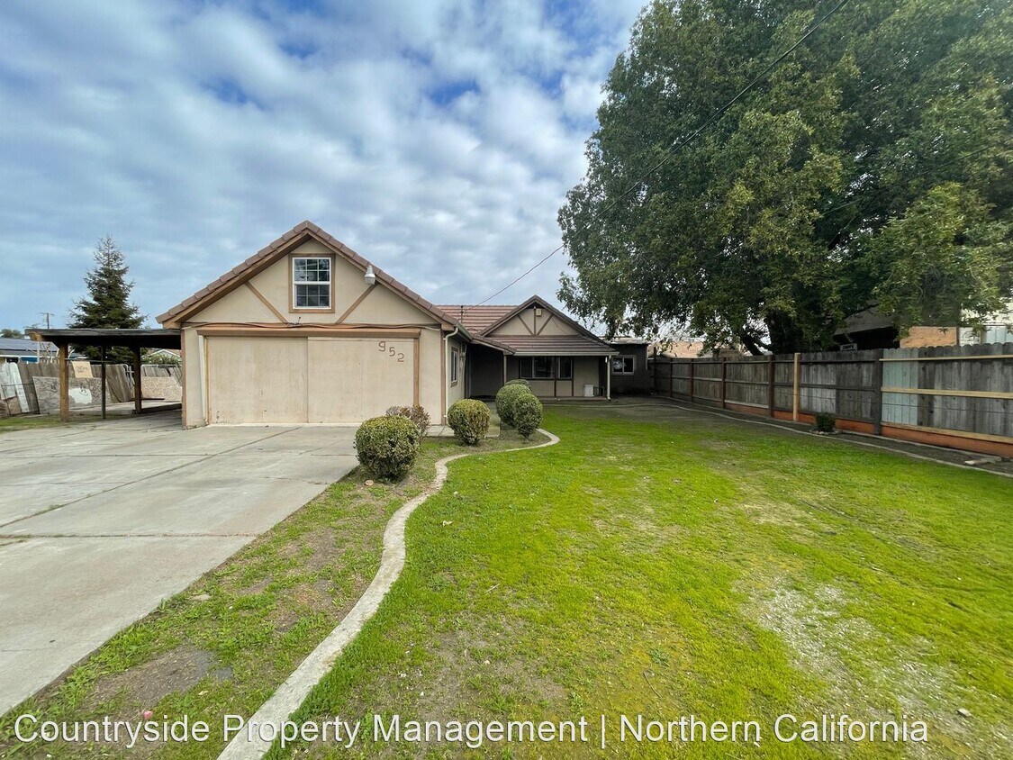 Primary Photo - 3 br, 3 bath House - 952 S Carroll Ave