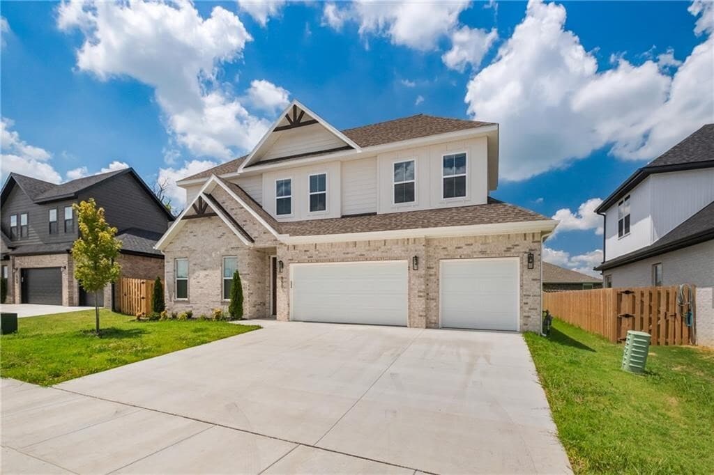 Building Photo - 550 Apollo Dr