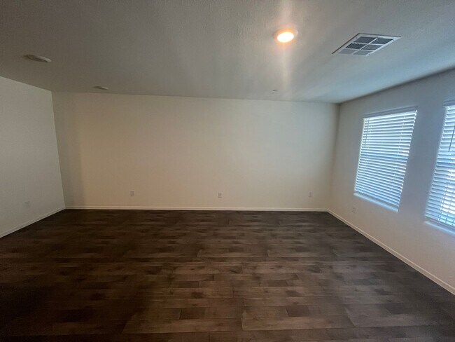 Foto del edificio - Brand New Townhome - Cadence