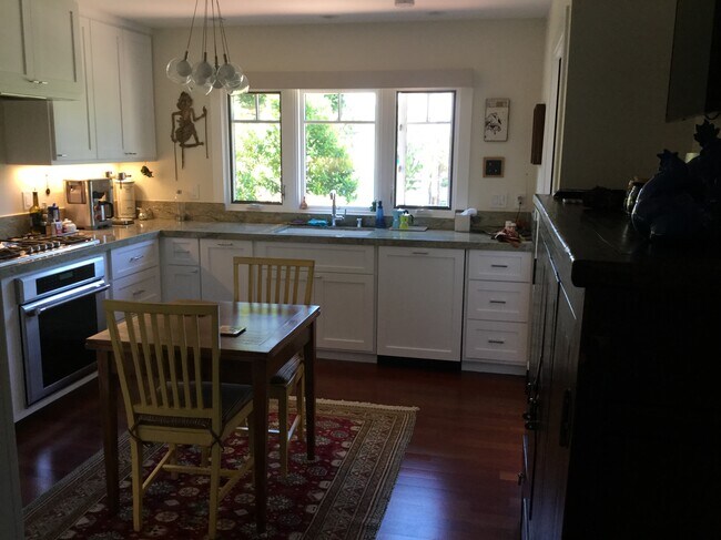 Kitchen - 2701 4th St