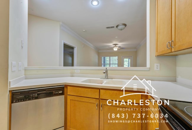 Building Photo - 1408 Basildon Rd