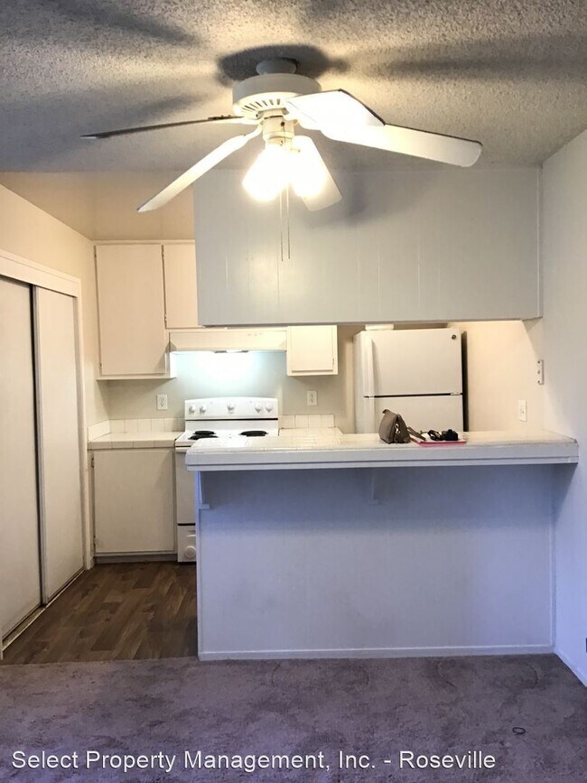Building Photo - 2 br, 1 bath House - 4726 Greenholme Drive #1