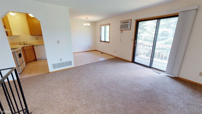 Foto del edificio - 3117 Bellaire Ave