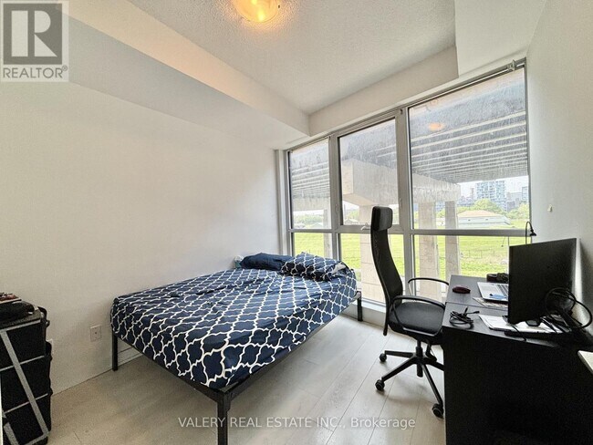 Photo du bâtiment - 50 Bruyeres Mews