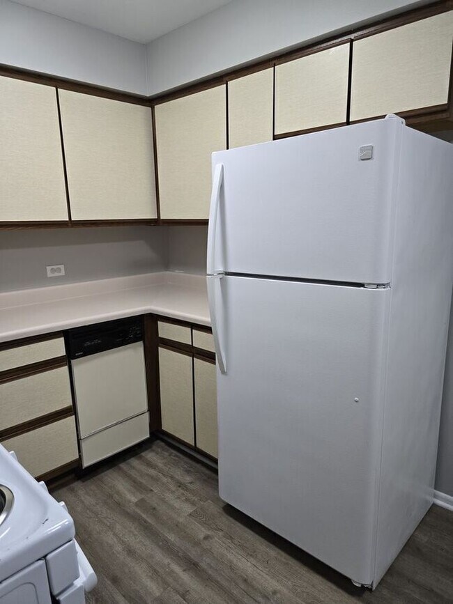 Foto del edificio - 524 S Main St