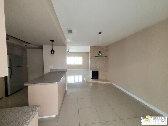 Foto del edificio - 2518 S Sierra Madre