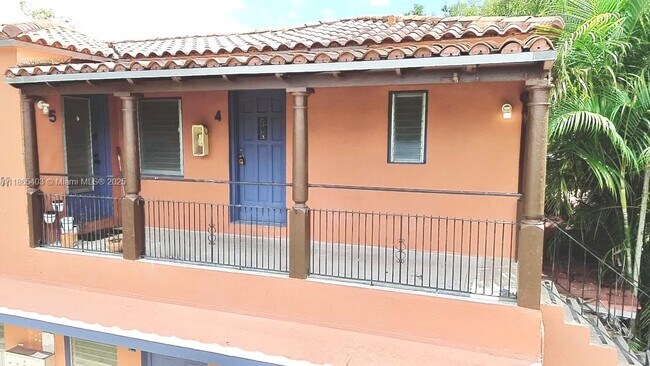 Foto del edificio - 12287 NE 7th Ave
