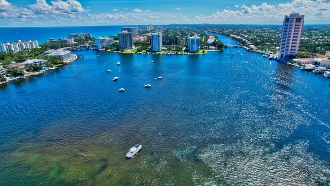 Foto del edificio - 300 SE 5th Ave