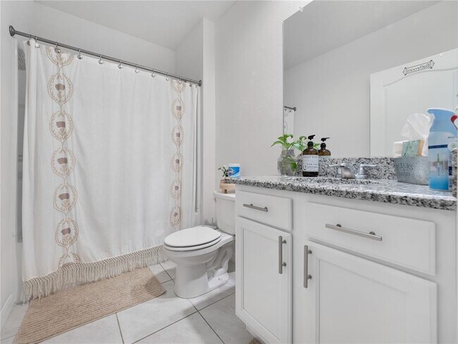 Foto del edificio - 409 Burnham Cir