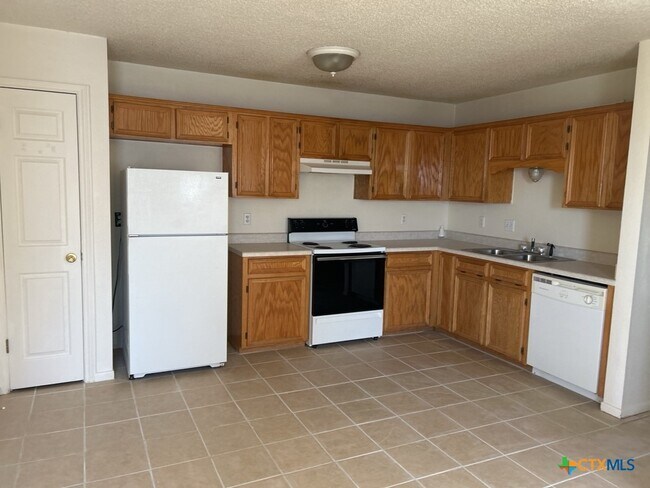 Foto del edificio - 5305 Morning Glen Ln