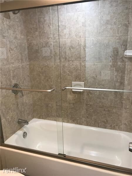 Building Photo - 2 br, 2 bath  - 9420 Tangerine Pl Apt 102B