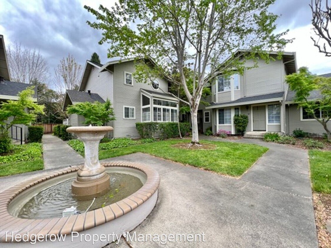 Primary Photo - 3 br, 2.5 bath House - 63 Valley Club Circle