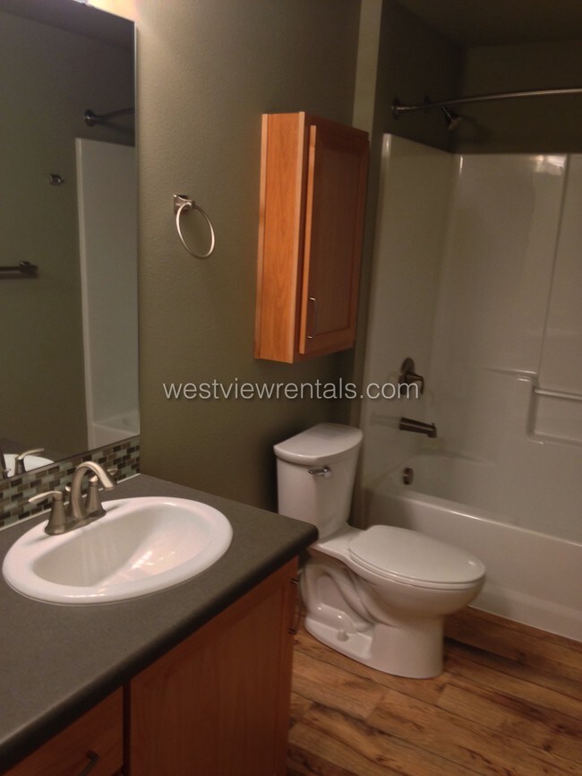 Foto del edificio - 2230 Cornerstone Ln