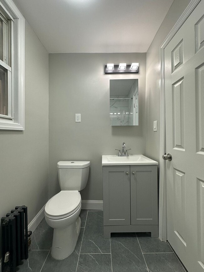 Interior Photo - Grove St Apartments