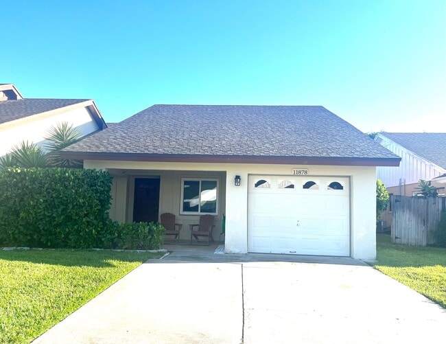 Building Photo - 11878 Suellen Cir