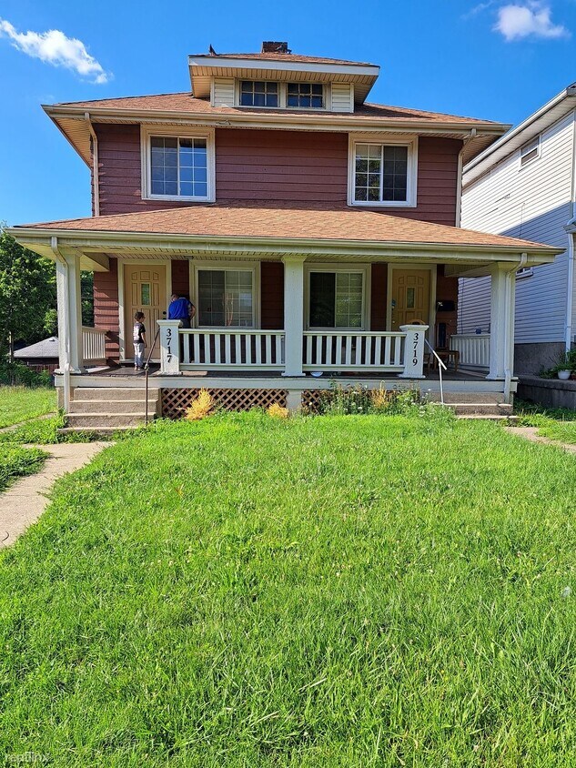 Primary Photo - 2 br, 1 bath House - 3717 E 3rd St