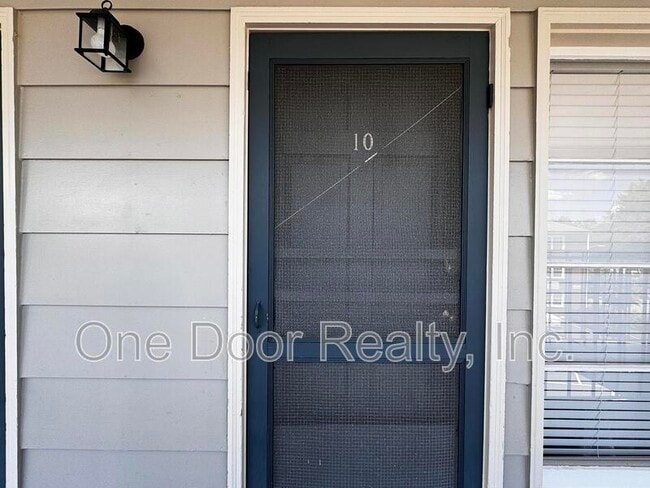 Photo - 732 Scotland St Apartment