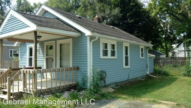 Building Photo - 2512 E Bristol Rd