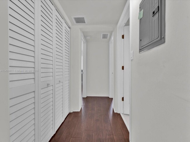Building Photo - 7333 Dickens Ave