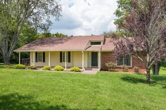 Building Photo - 2798 Critz Ln