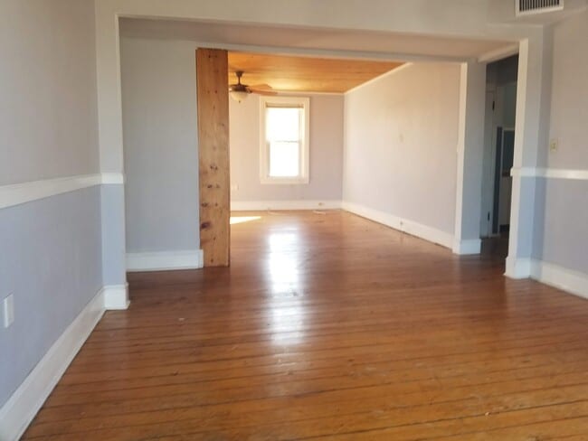 Building Photo - 67 Lawton Ave