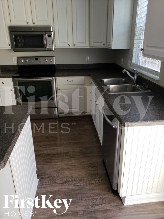 Foto del edificio - 1527 W Quail Run Dr