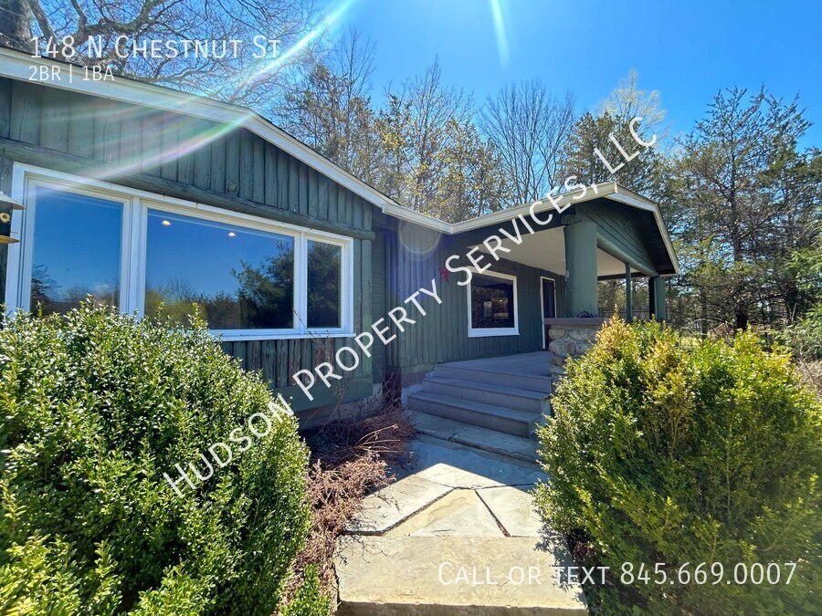 Foto principal - 148 N Chestnut St