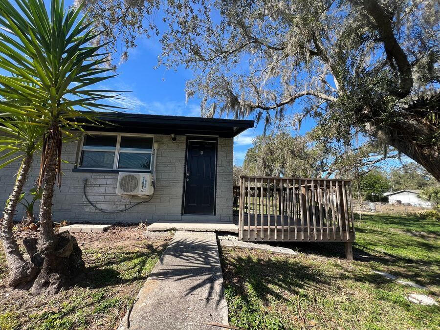 Photo - 9320 Grandfield Rd-B