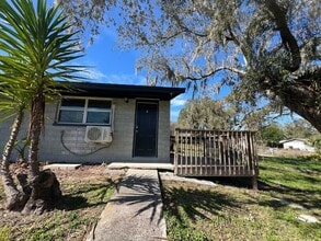 Building Photo - 9320 Grandfield Rd