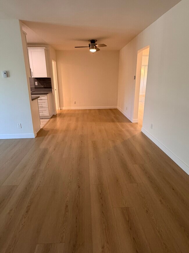 Comedor - 1724 Arizona Ave