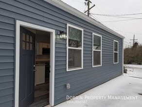 Building Photo - 1401 Carter St