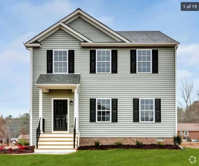 Building Photo - 8200 Canberra Dr