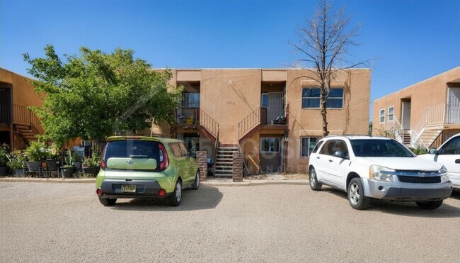 Foto del edificio - Practical 2-Bedroom Living in Northeast Albuquerque