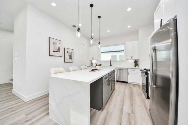 Foto del edificio - 7737 Hammerly Blvd