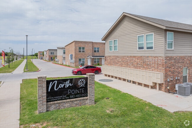 Building Photo - North Point Townhomes