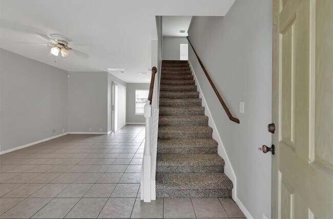 Foto del edificio - 635 Cypresswood Trce