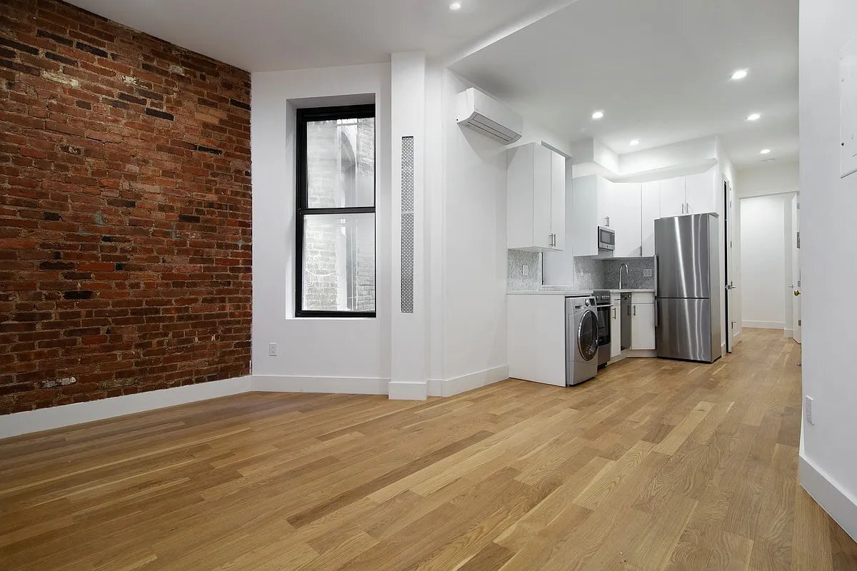 Primary Photo - 252 Broome Street
