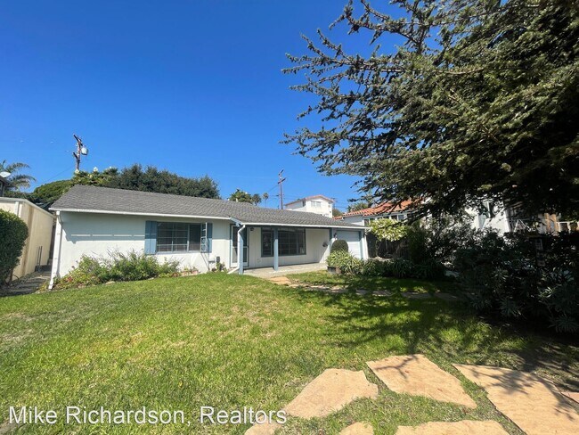 Building Photo - 2 br, 2.5 bath House - 1110 Las Olas