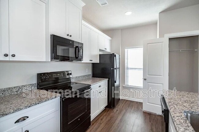 Building Photo - 757 Tarvin Cir