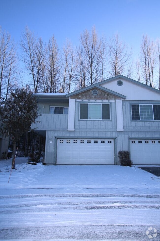 Building Photo - 5709 Sapphire Loop