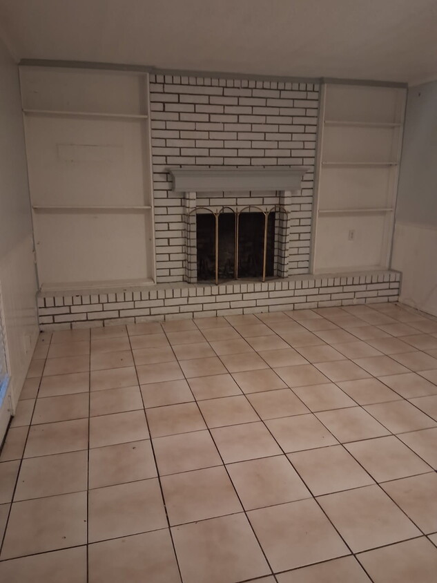 Foto principal - 7 Mitchell Ave