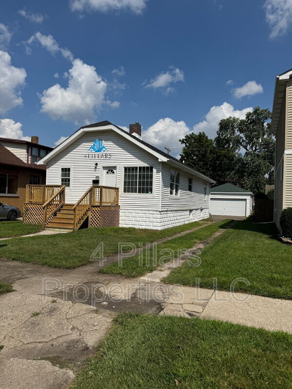 Building Photo - 7435 Jackson Ave