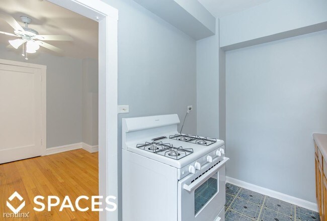 Foto del edificio - 4600 N Beacon St