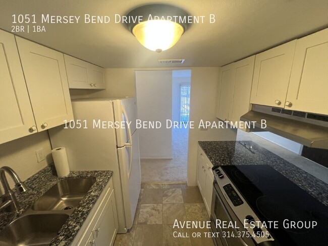 Foto del edificio - Move-In Ready Condo in Mehlville Schools –...