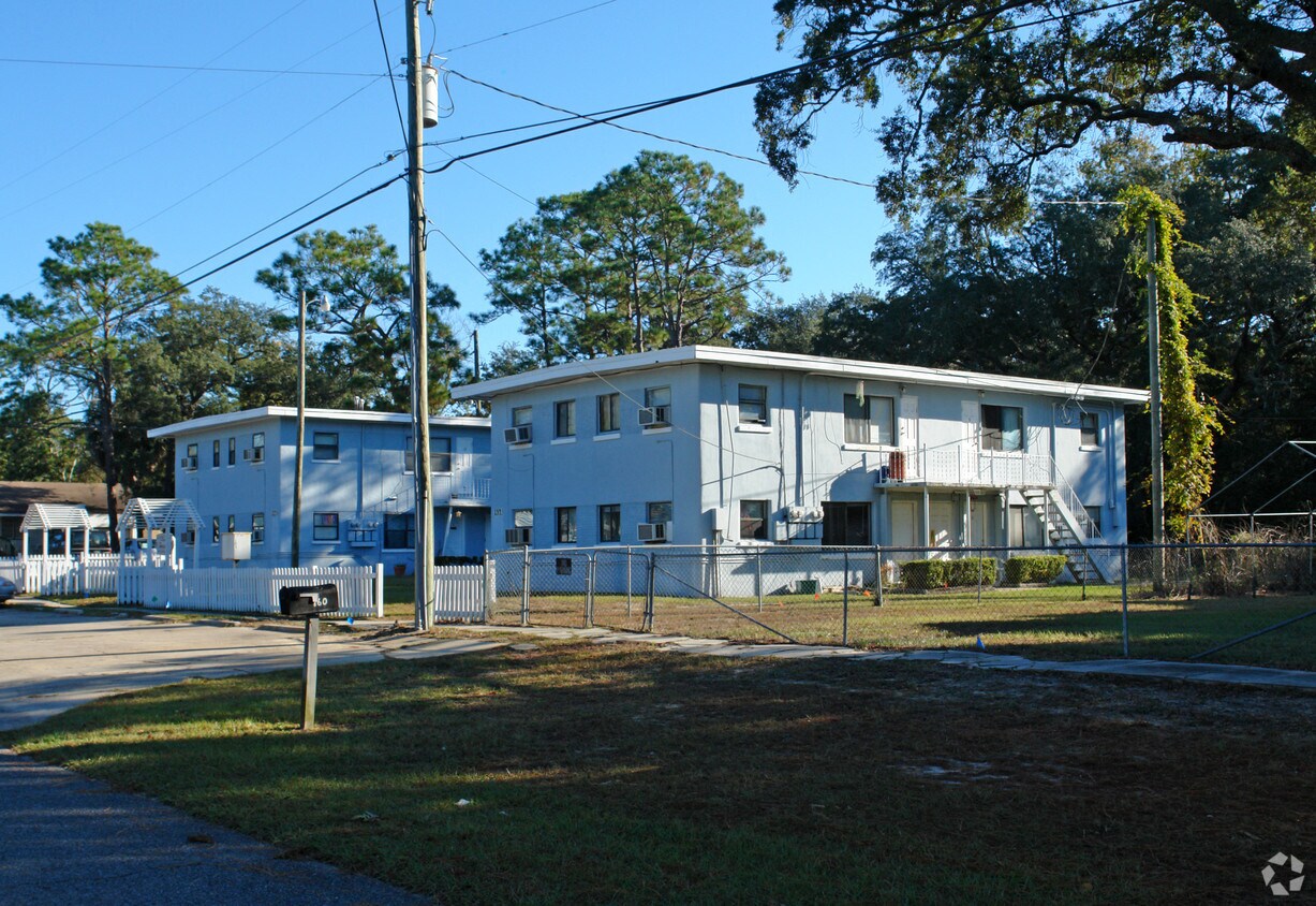 154 Westview Ave, Valparaiso, FL 32580 Apartments in Valparaiso, FL