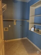 Building Photo - 1222 Bluestone Dr