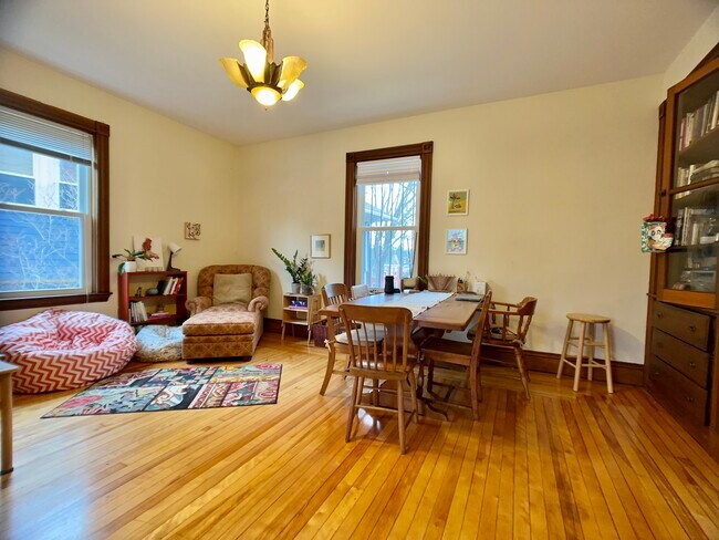 Foto del edificio - 20 Oakview Ter