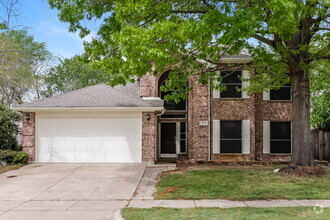 Building Photo - 1108 Germany Dr